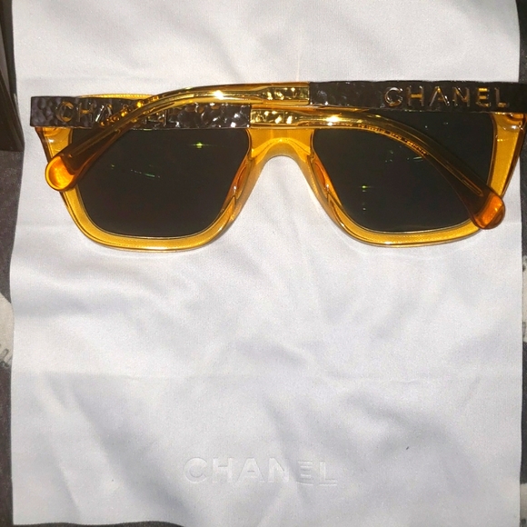 Sunglasses - Picture 6 of 6